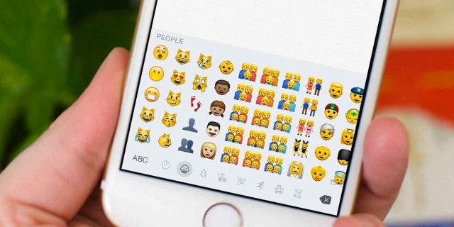 Emojiler