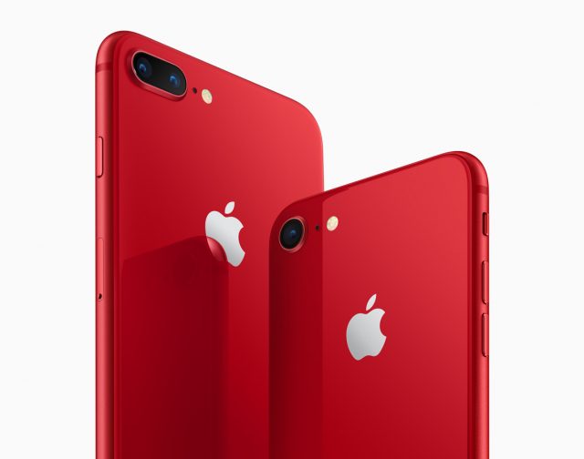 iphone8_iphone8plus_product_red_angled_back_041018