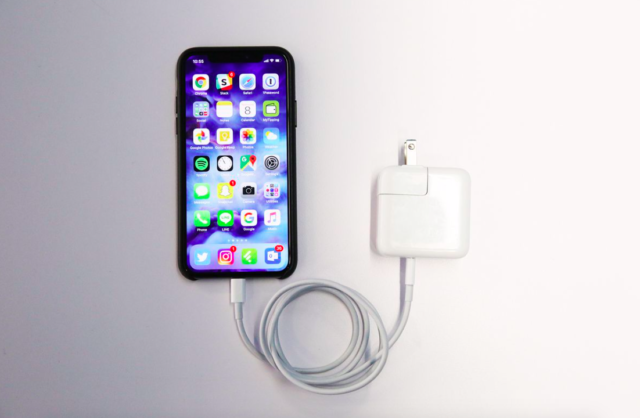 2018 iPhone 18W USB-C Güç Adaptörü