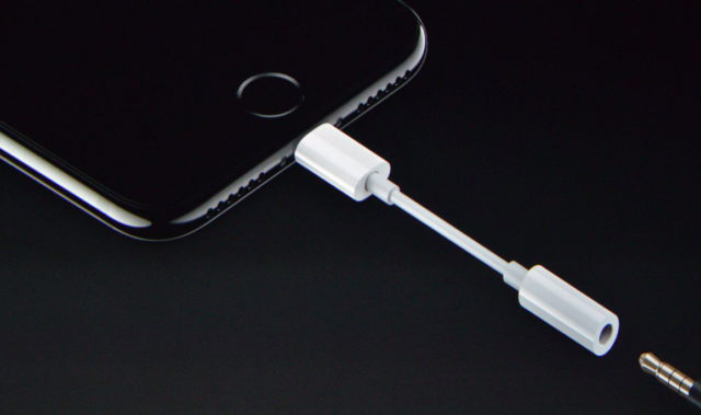 Apple 3.5 mm Kulaklık Jakı Adaptörü
