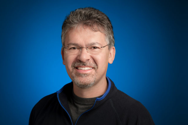 John Giannandrea, Apple'ın Yönetici Kadrosuna Dahil Oldu! John Giannandrea, Apple'ın Yönetici Kadrosuna Dahil Oldu!