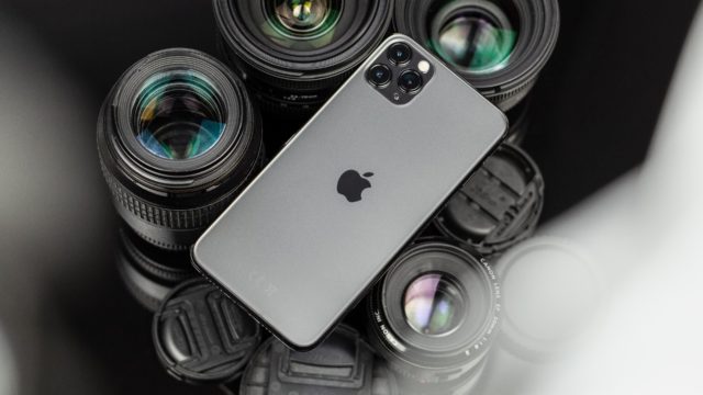 apple-kamera-konusunda-yeni-bir-atakta-bulundu