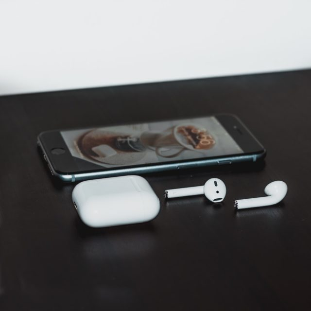 iphone-12-ile-beraber-kutudan-airpods-cikabilir