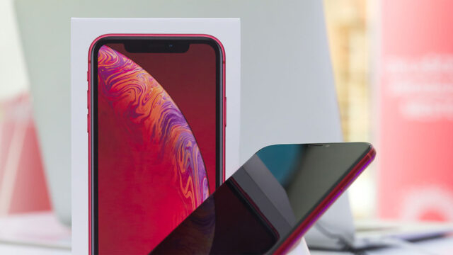 Nikkei, yeni iPhone'ların kutu içeriği konusundaki iddiaları destekliyor